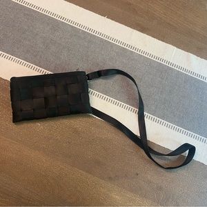 Harveys Seatbelt Bag Convertible Black